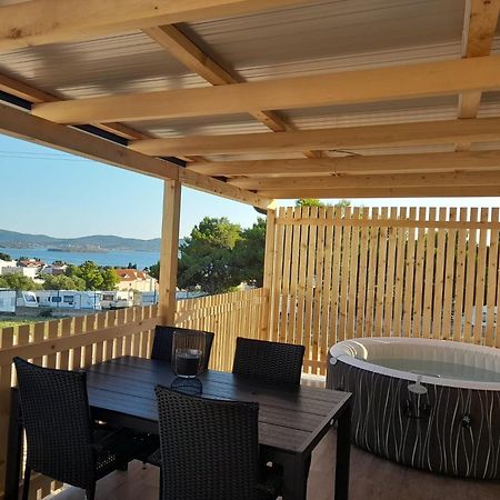 Tiny House Lily With Jacuzzi Διαμέρισμα Sveti Filip i Jakov Εξωτερικό φωτογραφία