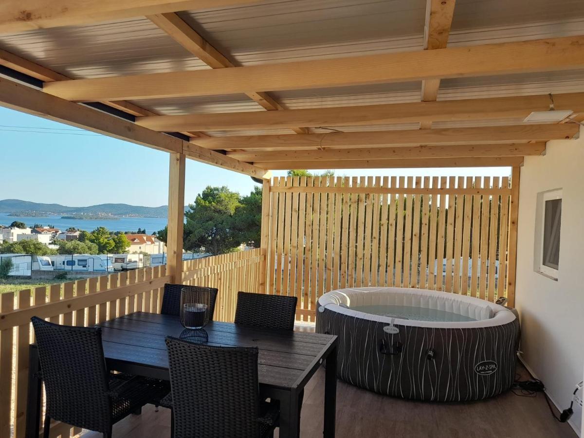 Tiny House Lily With Jacuzzi Διαμέρισμα Sveti Filip i Jakov Εξωτερικό φωτογραφία