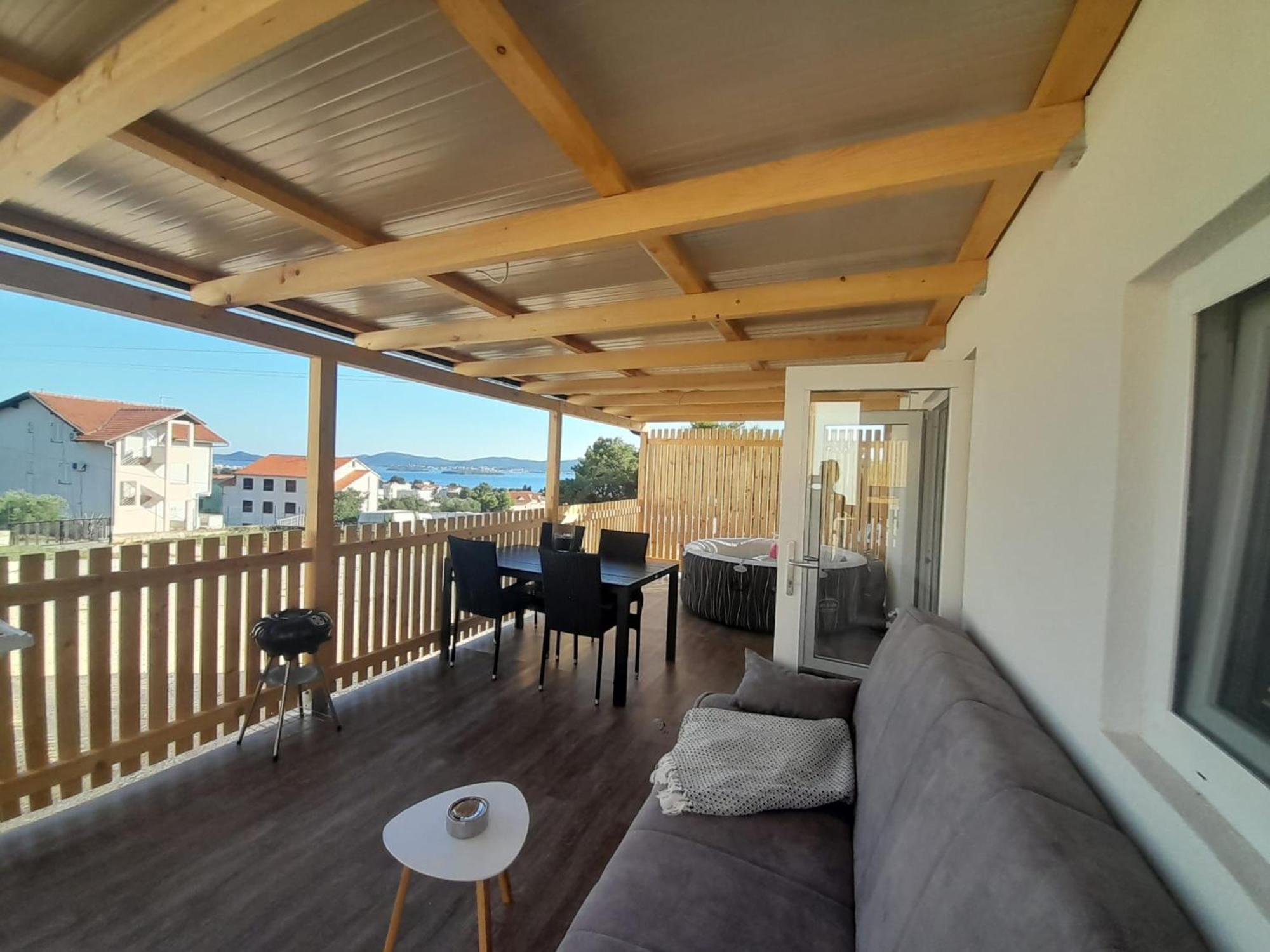Tiny House Lily With Jacuzzi Διαμέρισμα Sveti Filip i Jakov Εξωτερικό φωτογραφία